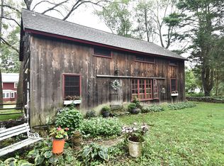 91 Liberty St, Clinton, CT 06413