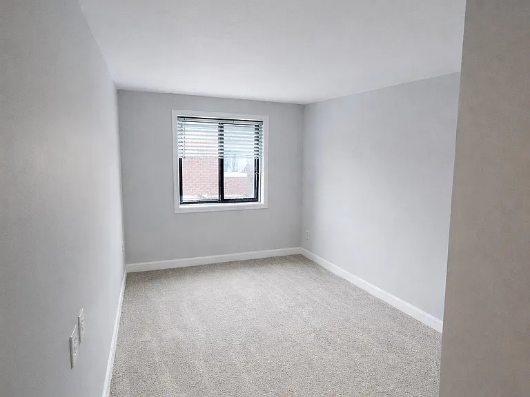 177 Uteg St #206C — Photo 40