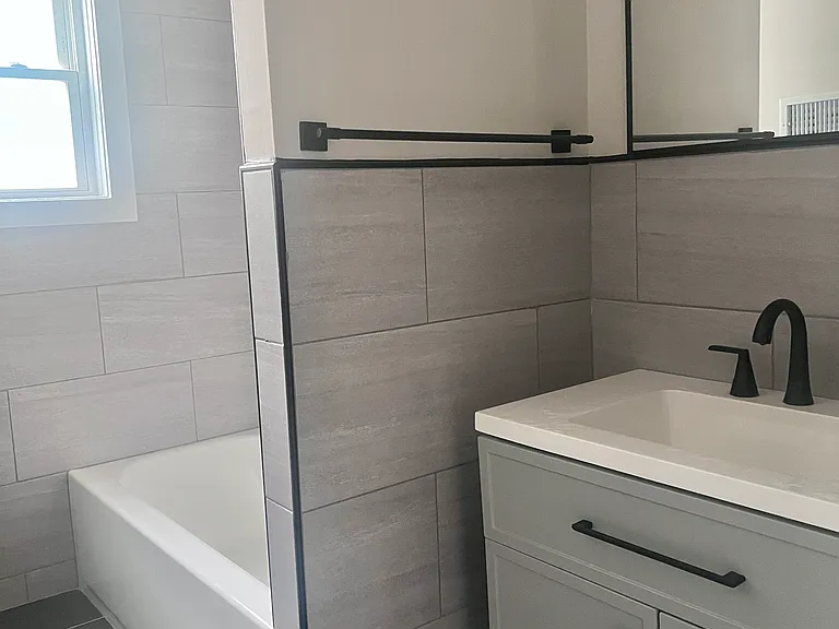 752 Belmont Ave N #3 — Photo 3