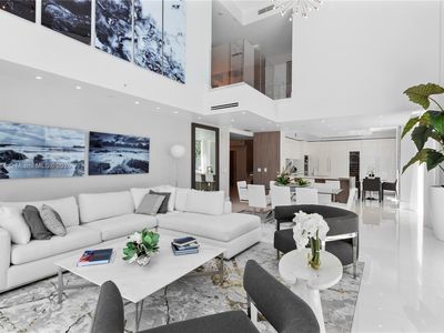 300 Sunny Isles Blvd #4-502, Sunny Isles Beach, FL, 33160