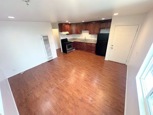 1122 W 93rd St, Los Angeles, CA 90044
