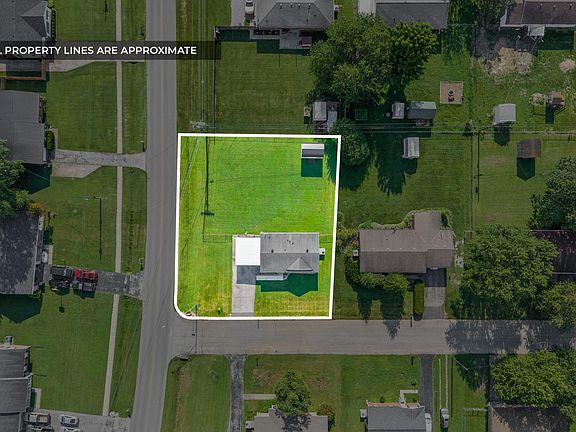 2nd image of 701 Mill Green Ct