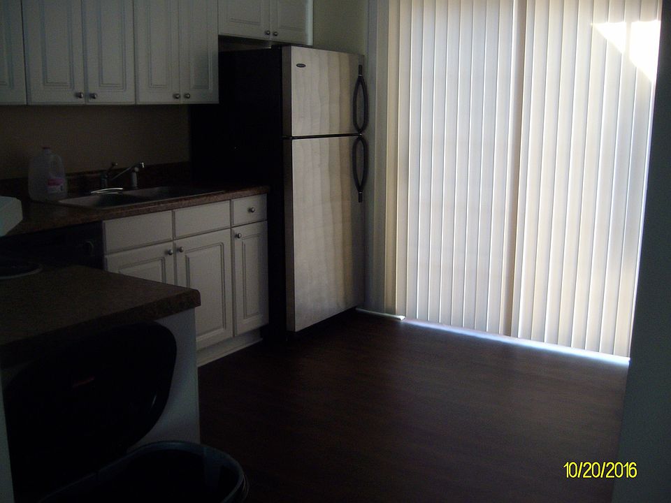 2nd image of 113 W Sellers St #B