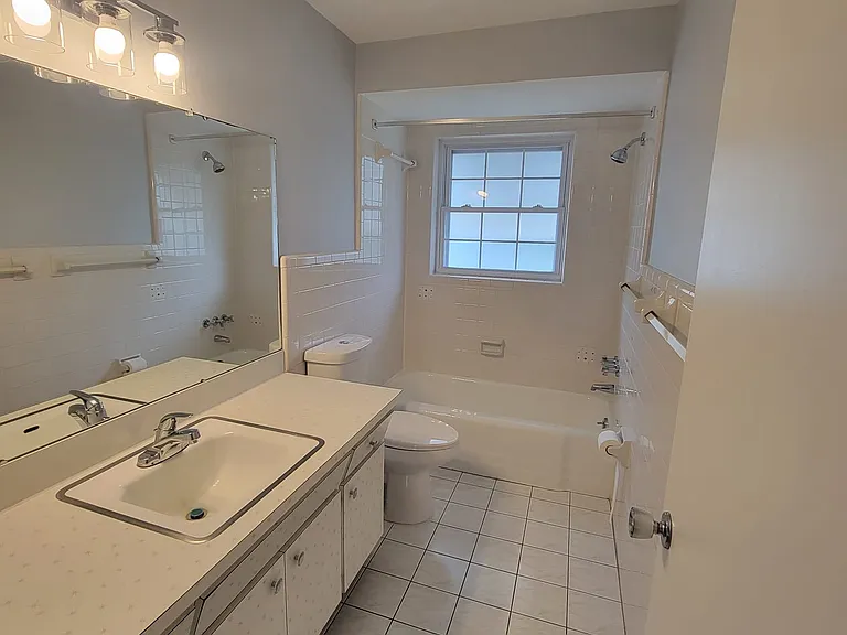 1721 Neva Dr — Photo 12