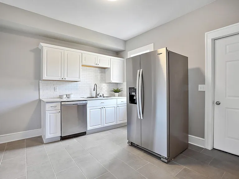 417 Morrison Ave — Photo 14