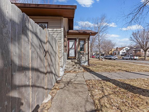 5th image of 3701 Morgan Ave N