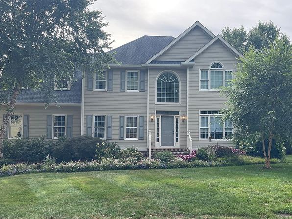 6009 Manor Park Ter