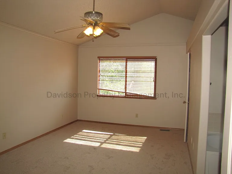 6085 Whirlwind Dr — Photo 7