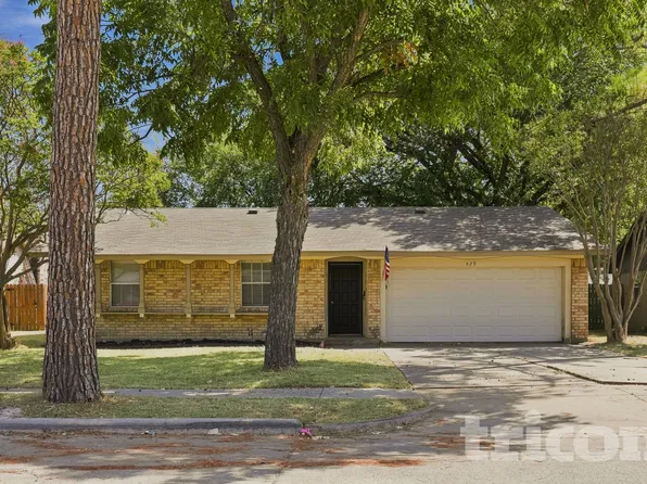 429 W Ferndale Ln, Grand Prairie, TX 75052