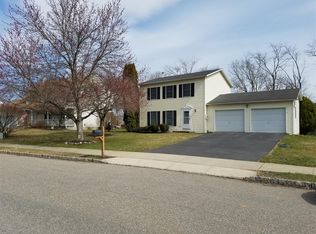 934 Liberty St, Belvidere, NJ 07823