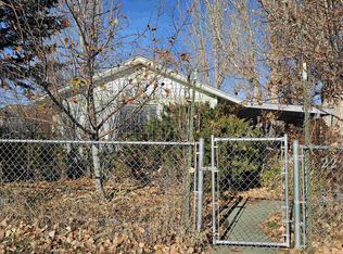 220 E Broadway St, Thermopolis, WY 82443