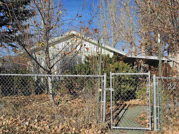 220 E Broadway, Thermopolis, WY 82443