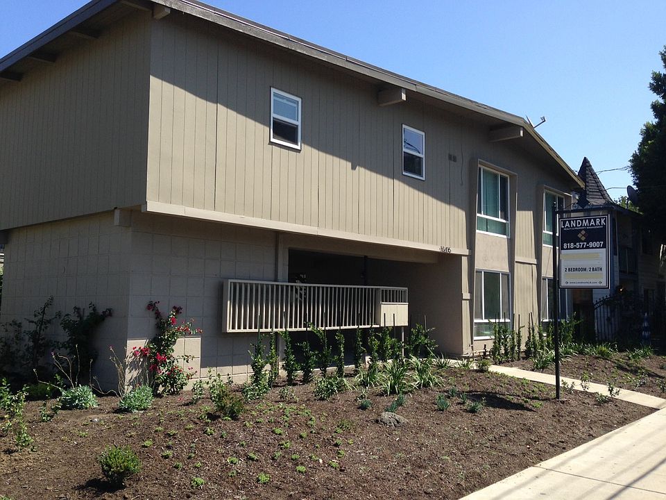 2nd image of 13415 Victory Blvd APT 1