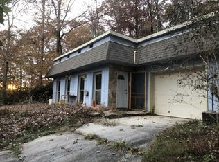 217 Highland Dr SE, Harriman, TN 37748