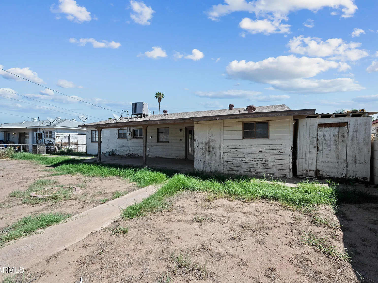 3 bed, 2.0 bath, 1380 sqft, $1,695 — Photo 2