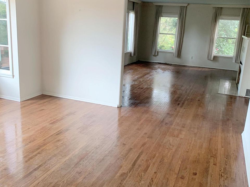 1st image of 9821 NE 21st St