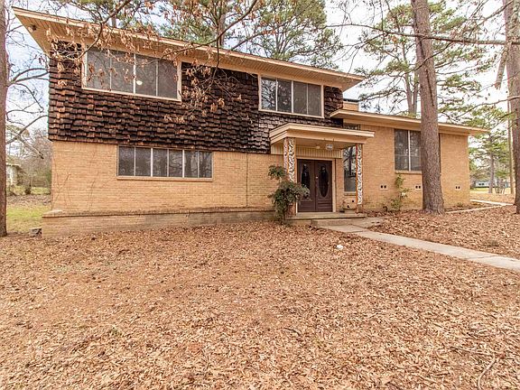 5th image of 1033 Mimosa St