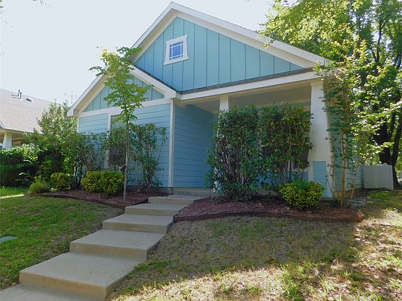 2nd image of 1908 Rodgers Ln
