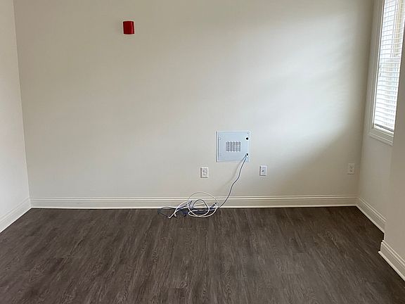 3rd image of 738 Bryden Rd #4-C