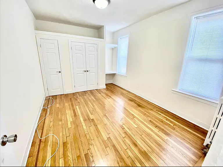 7002 Ridge Blvd #3 — Photo 6