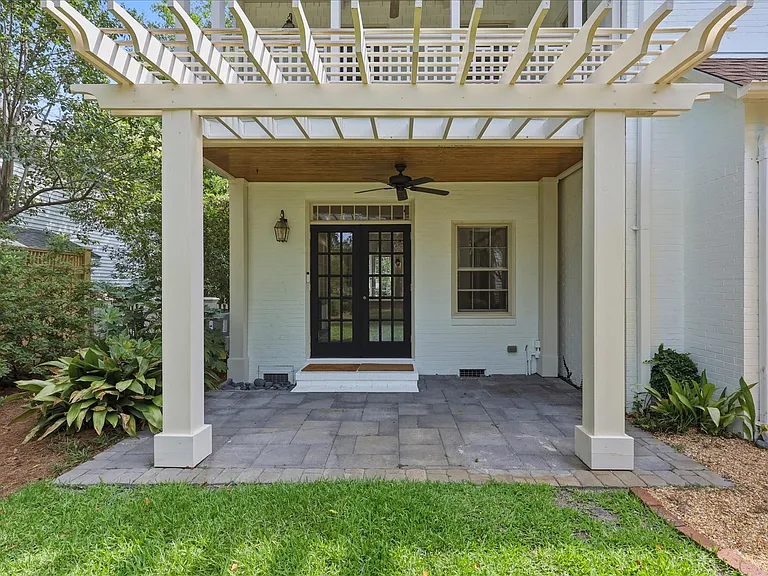 2318 Mimosa Pl — Photo 38