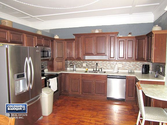 Unit 1-gorgeous kitchen