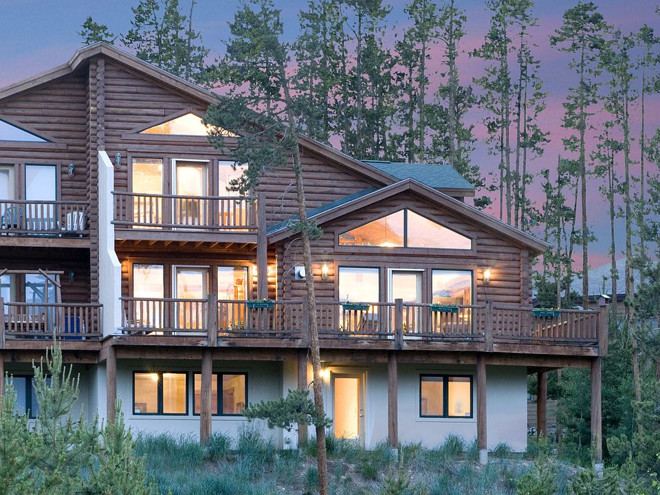 Gorgeous mountain setting 