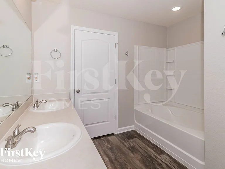 12233 Glimmer Way — Photo 8