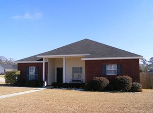 101 Smoke Rise Ct, Dothan, AL 36305