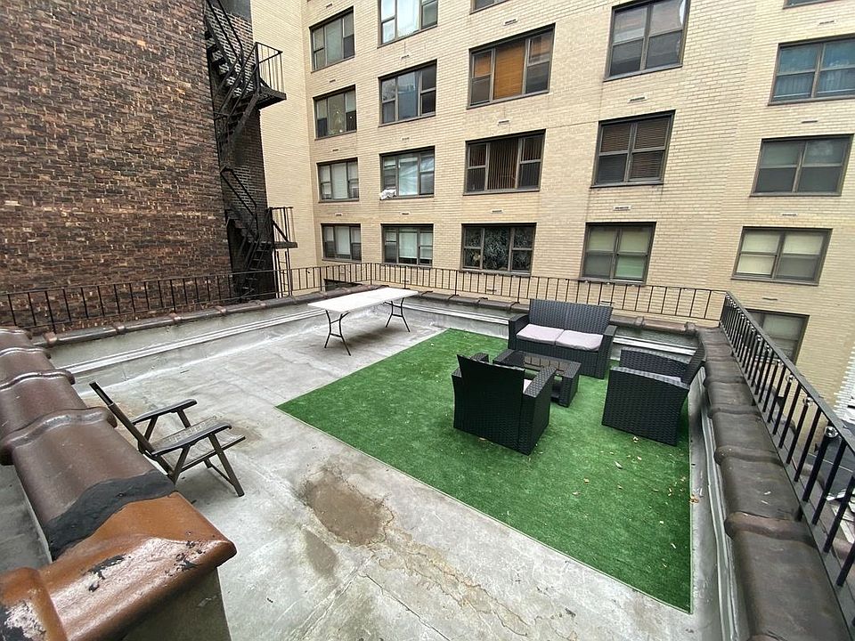 1st image of 131 E 17th St #8A