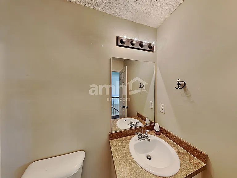 1759 Maxey Ln — Photo 16
