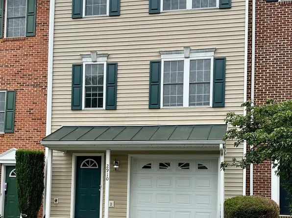 2910 Crystal Spring Ln, Harrisonburg, VA 22801