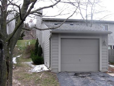776 Watersedge Dr, Ann Arbor, MI, 48105