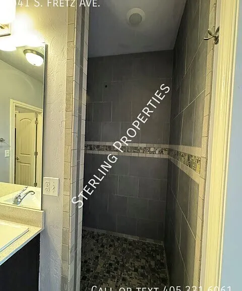 541 S Fretz Ave — Photo 7