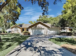 2890 Alameda Del Norte, Eustis, FL 32726