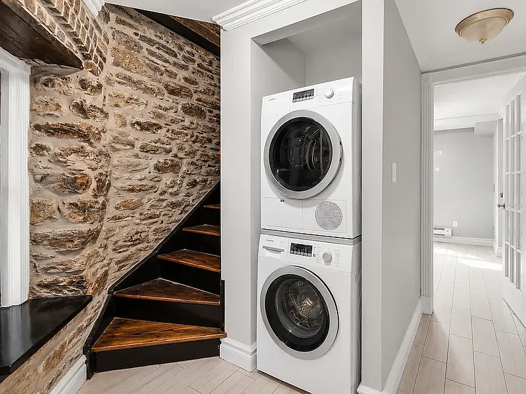246 Mott St #3 — Photo 4