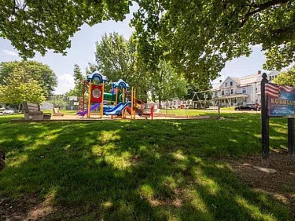 236 Madison Ave, Nazareth, PA 18064 Zillow