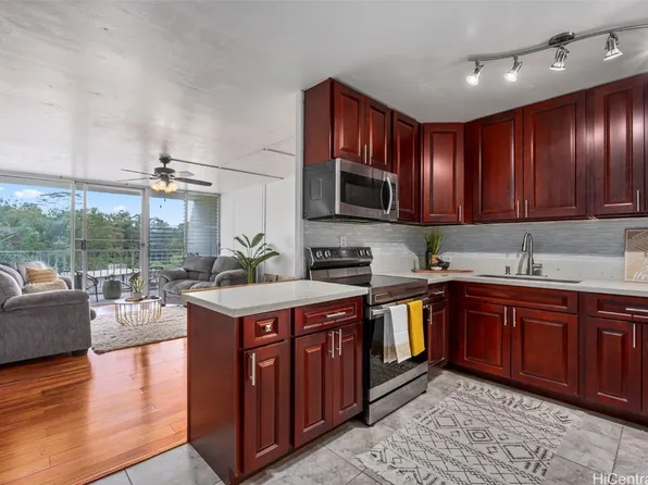 95-2055 Waikalani Pl APT B305, Mililani, HI 96789