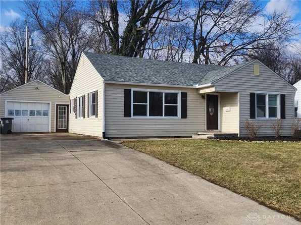1220 York Ln, Troy, OH 45373