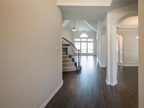4th image of 1308 Needle Cactus Dr