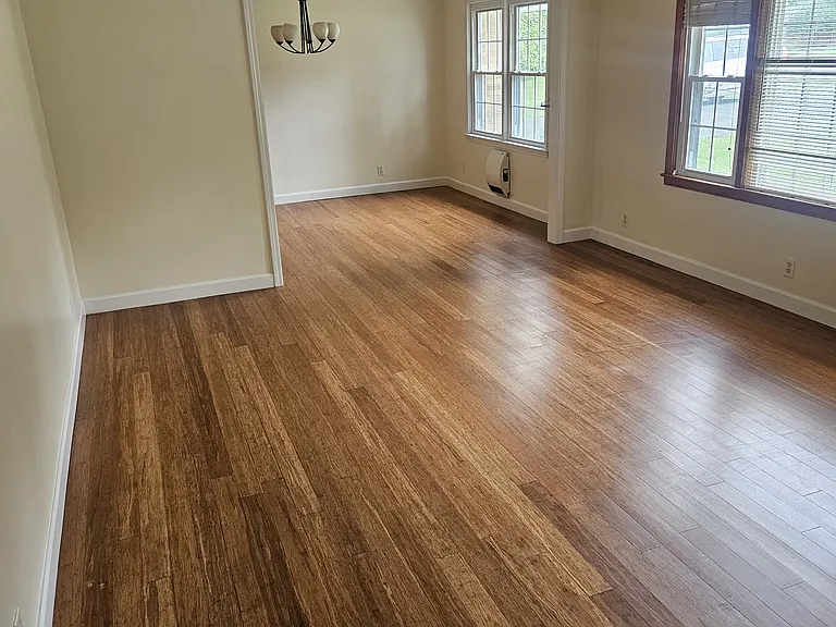 1501 Oak St — Photo 13