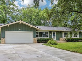 11610 W Martha Dr, Wauwatosa, WI 53226