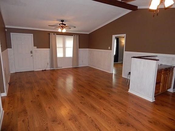 5th image of 324 Horseshoe Rd