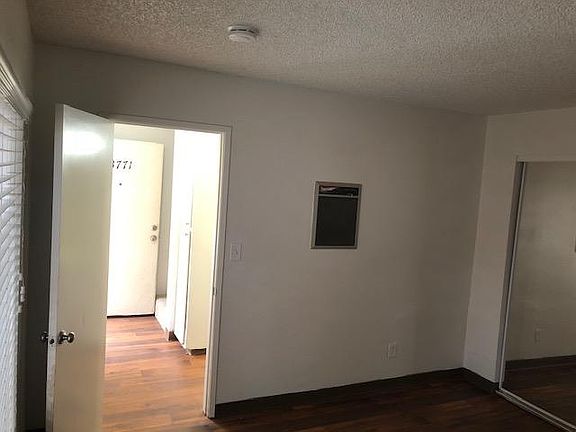 2nd image of 3773 Promontory St