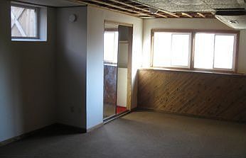 2nd image of 2621 Clare Ln
