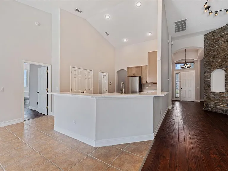 3336 Herringridge Dr — Photo 5
