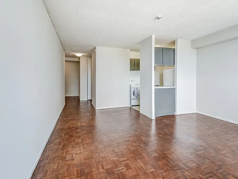 2360 Dundas St W #2350 — Photo 57