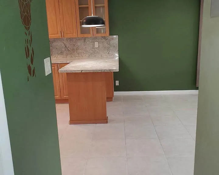 1881 SW 44th Ave #2 — Photo 3