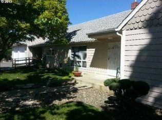 1131 NW Ellis St, Roseburg, OR 97471