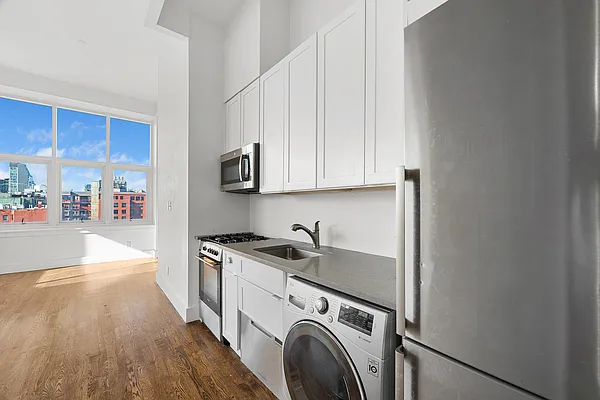 Rented by REAL New York | media 6